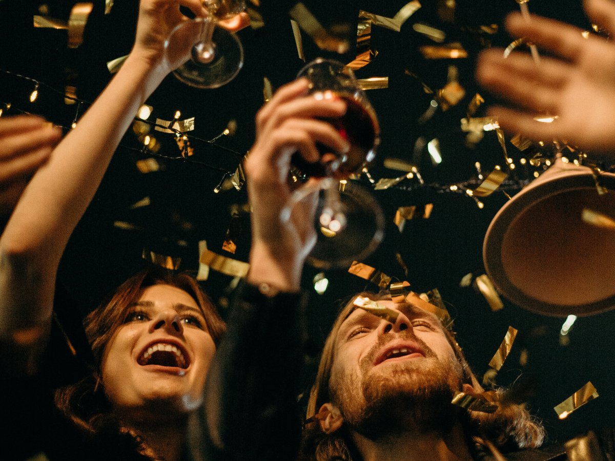100 frases de Feliz Ano Novo 2026 para desejar novas realizações