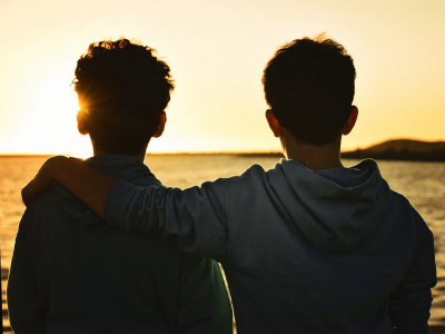 45 frases de irmãos unidos que mostram que vocês são inseparáveis