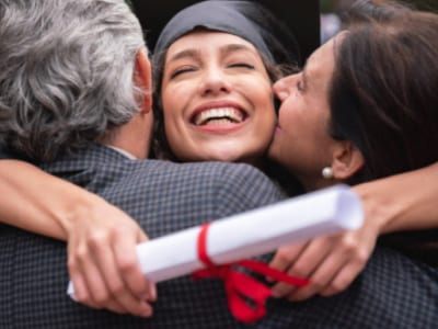 40 frases de formatura para filha que vão demonstrar toda sua admiração