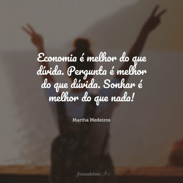30 frases de Martha Medeiros para você se inspirar em seus pensamentos