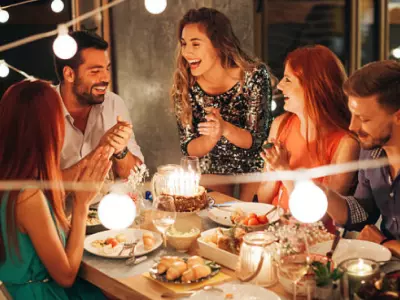 32 frases de aniversário de casamento para amigos mostram seu carinho