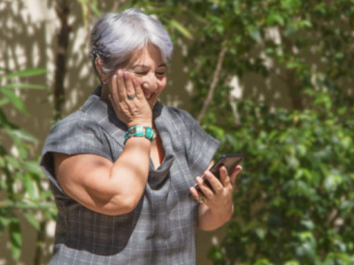 30 frases de bom dia para mãe que mostram o quanto você a ama