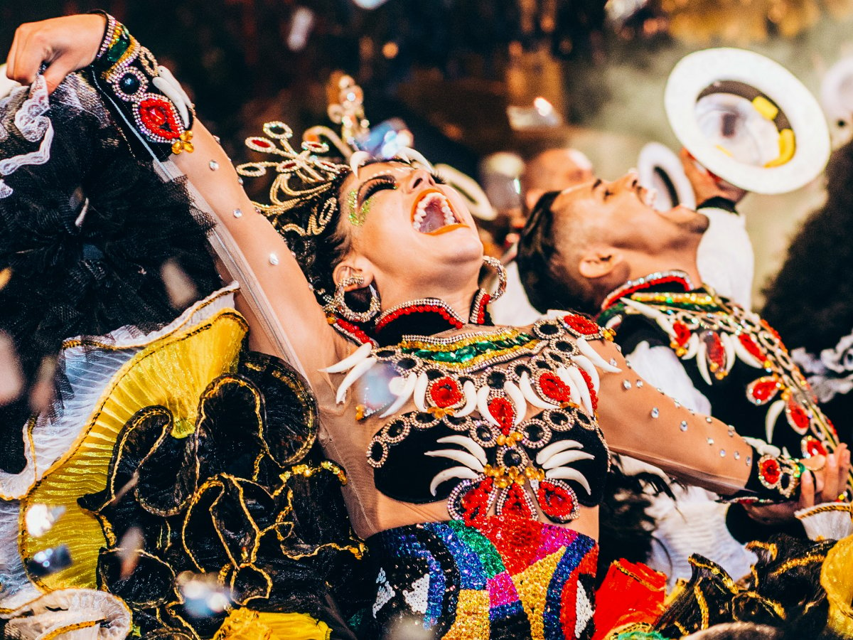 100 frases de Carnaval para fazer da folia um estado de alma